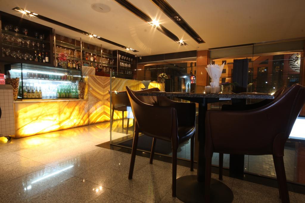 Hotel Pietra Bangkok Esterno foto