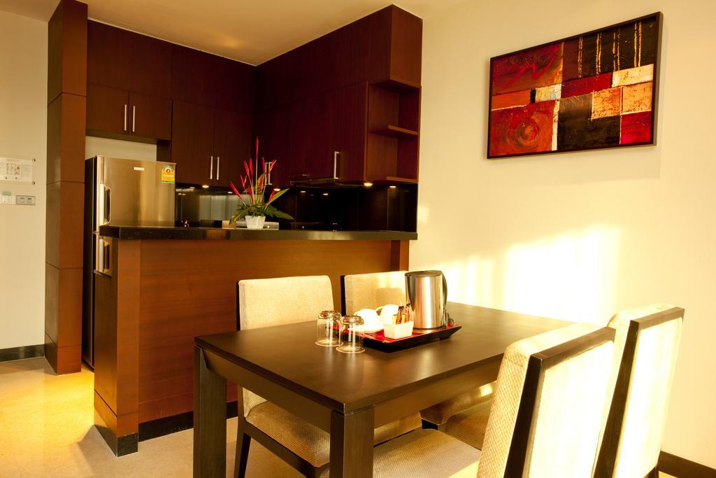Hotel Pietra Bangkok Esterno foto